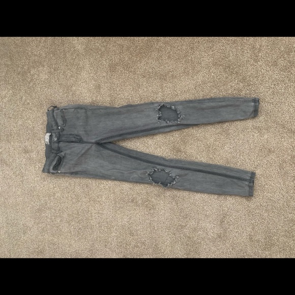 Free People Busted Knees - Picture 1 of 2